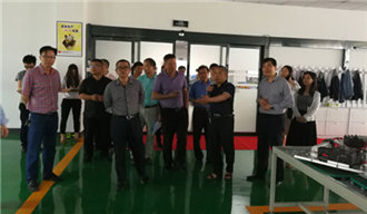 我院課題組赴漣源市開展《婁底資源型城市轉(zhuǎn)型升級，深化供給側(cè)結(jié)構(gòu)性改革》