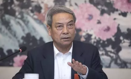 陳錫文：中國(guó)農(nóng)村還有5.7億人，判斷鄉(xiāng)村情況要靠科學(xué)統(tǒng)計(jì)而不是返鄉(xiāng)故事！